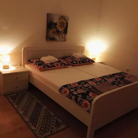 Mara Apartment Pula