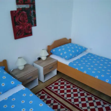Mara Apartment